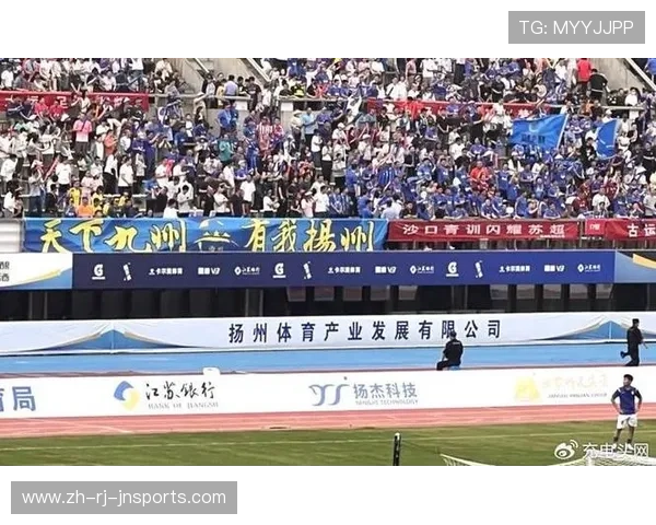 足球赛事中的赞助合作与经济影响